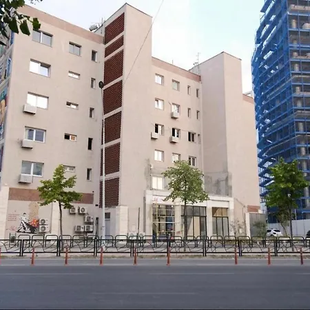 A Casa Dei Nonni Tirana